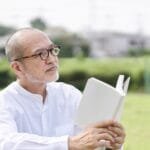 Lire la suite à propos de l’article Pourquoi lire nourrit votre bien-être intérieur?