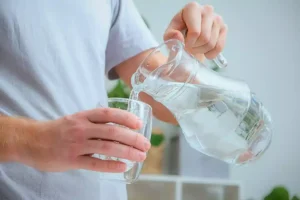 Lire la suite à propos de l’article Hydratation :  l’Eau, Essentielle à notre Bien-être.